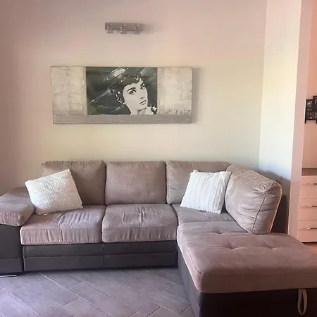 Magnolia House